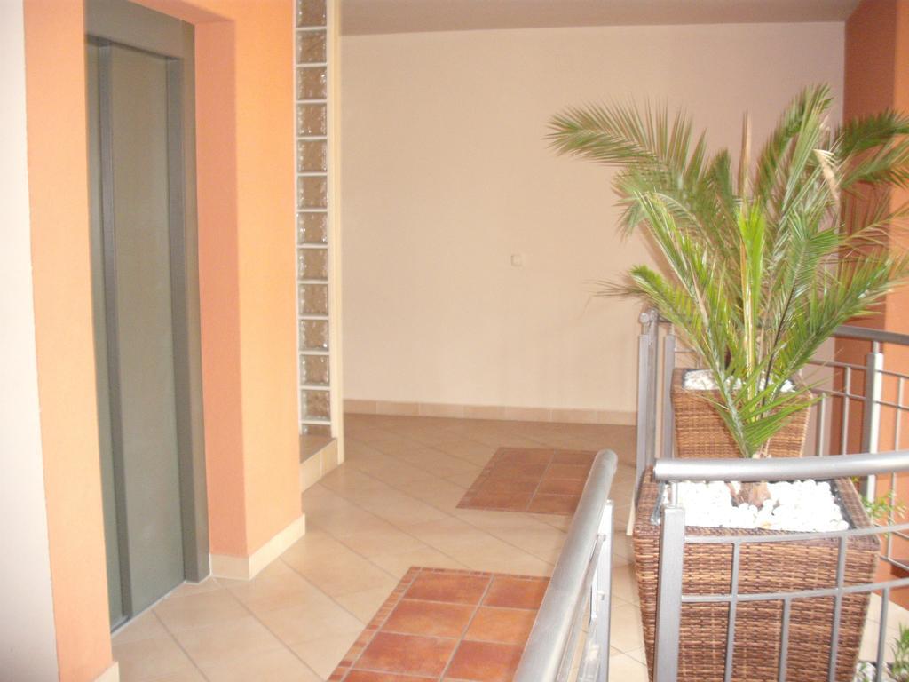 Villa Palazzo Apartments Siófok Exteriör bild